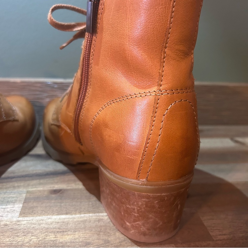 OTBT Cognac Leather Lace Up Combat Boots Side Zip Lug Sole Women’s Size 7 - Picture 5 of 12